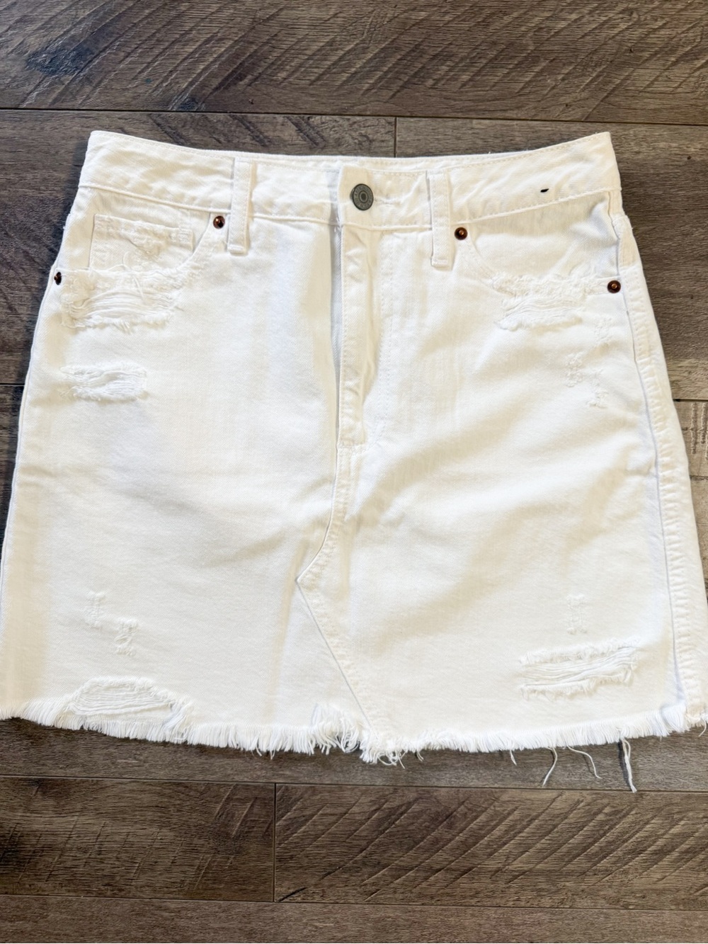 Abercrombie & Fitch White Distressed Denim Mini Skirt NWOT